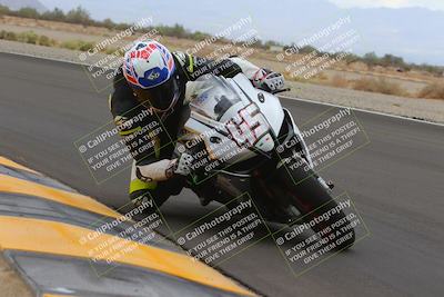 media/Sep-10-2022-SoCal Trackdays (Sat) [[a5bf35bb4a]]/Turn 14 Inside (1245pm)/